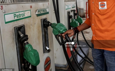 China Caps Fuel Price Increase Amid Global Oil Surge